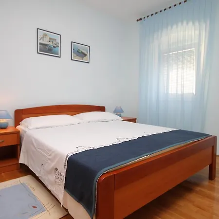 7979a * Mali Lošinj