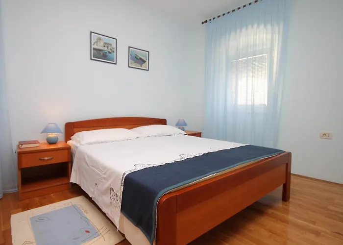 7979a * Mali Lošinj